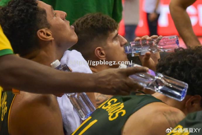 亚洲足球盛事展开,全球瞩目 亚洲足球盛事展开,全球瞩目