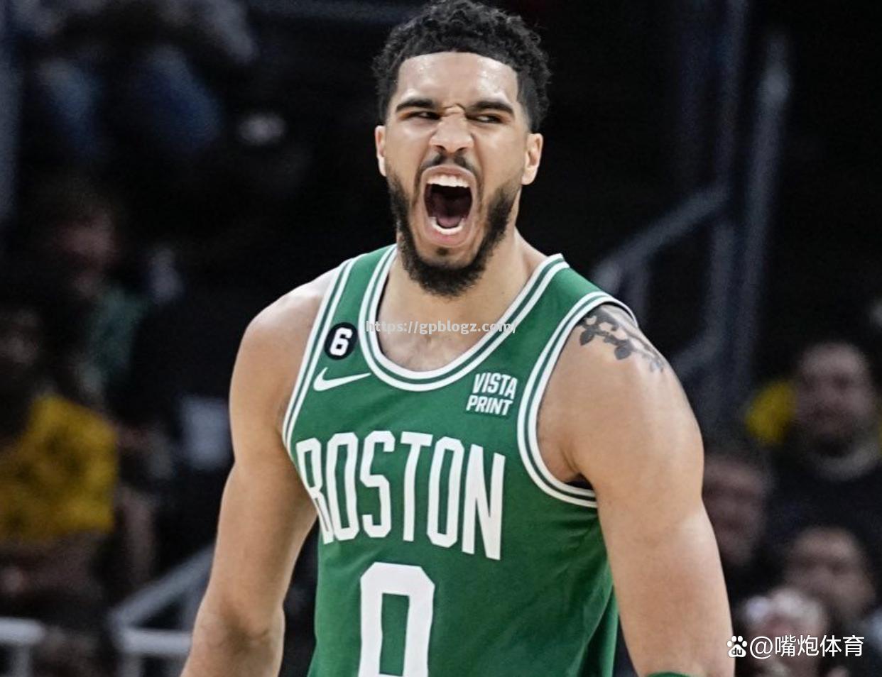 绿衫军逆转灰熊,塔图姆大放异彩 绿衫军逆转灰熊,塔图姆大放异彩